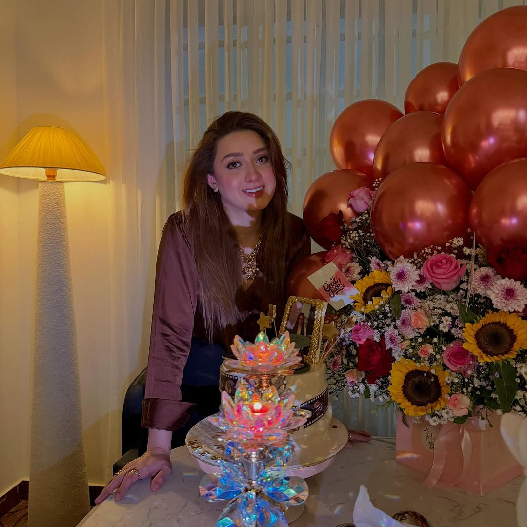 Momina X Decfair