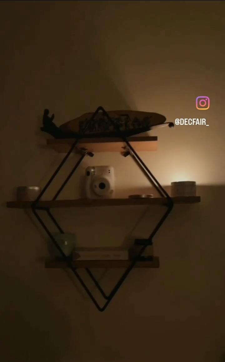 Alyssa 3 Piece Diamond Shelf