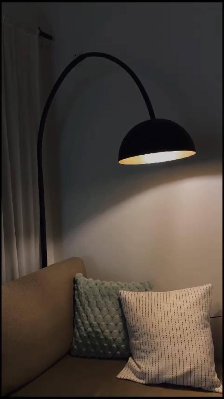Metal Arch Lamp
