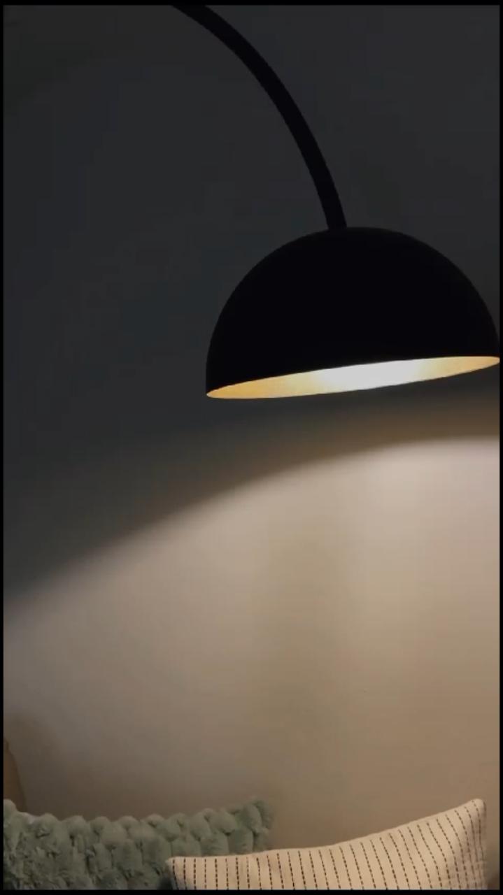 Metal Arch Lamp