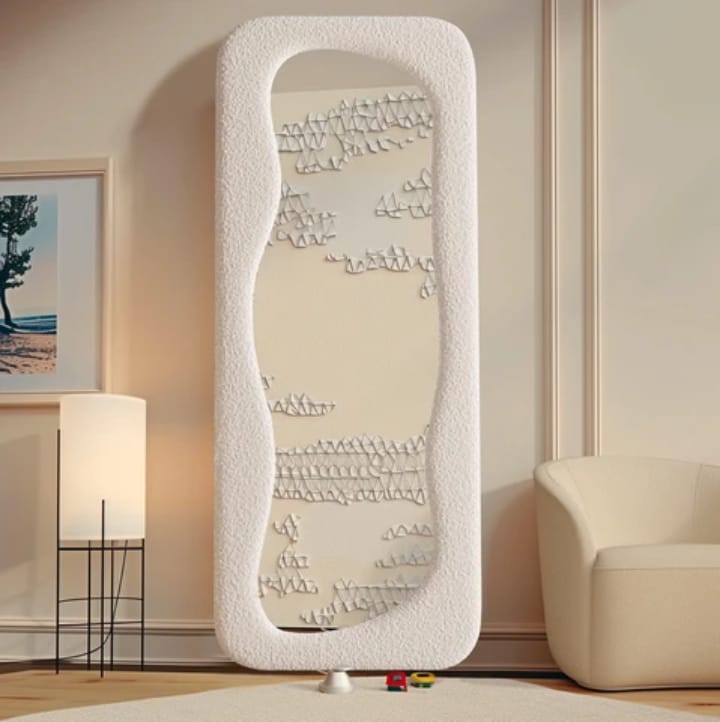 Boucle Mirror