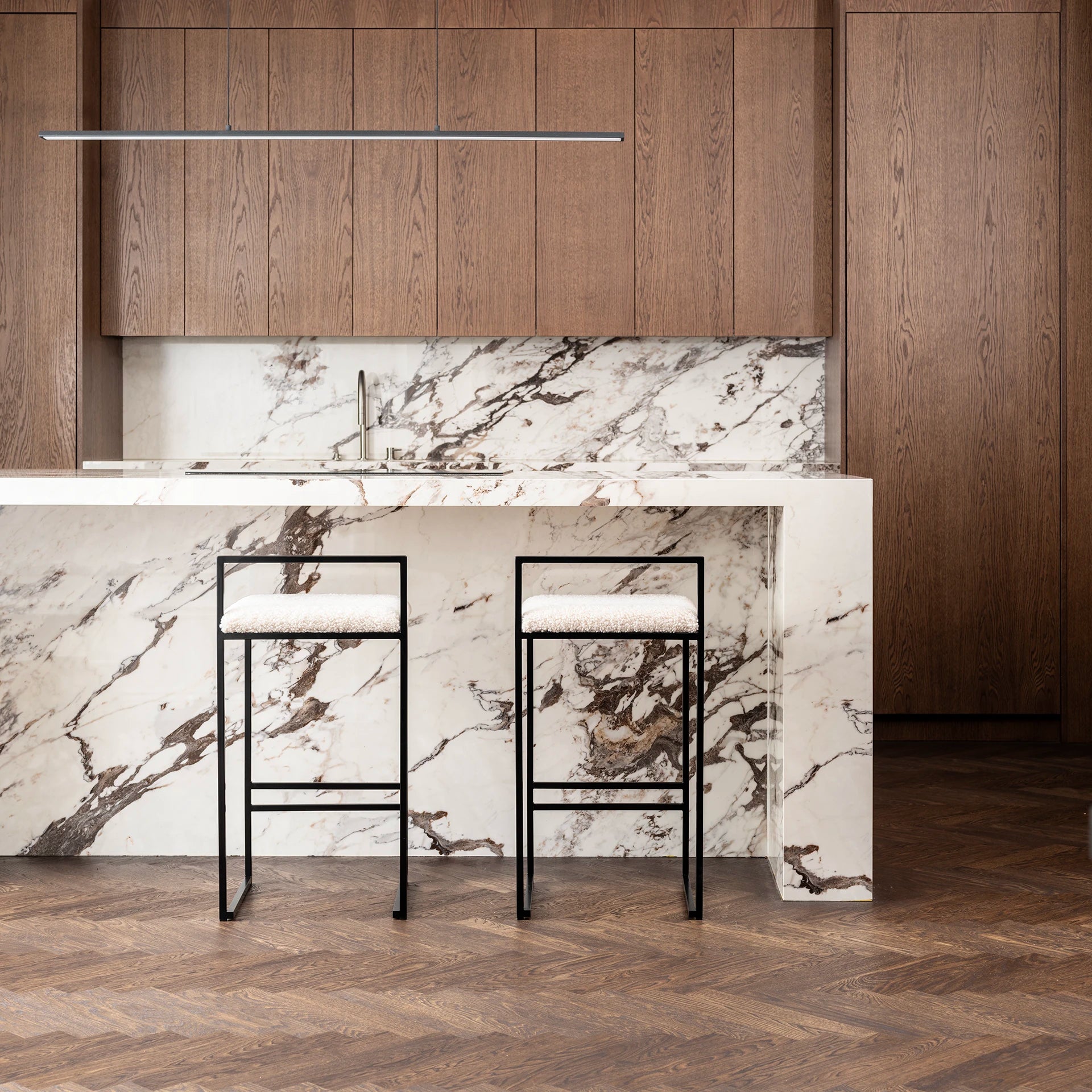 X Bar Stool – Customizable Elegance at 25" Height