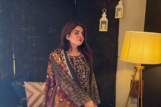 Sana Aftab X Decfair