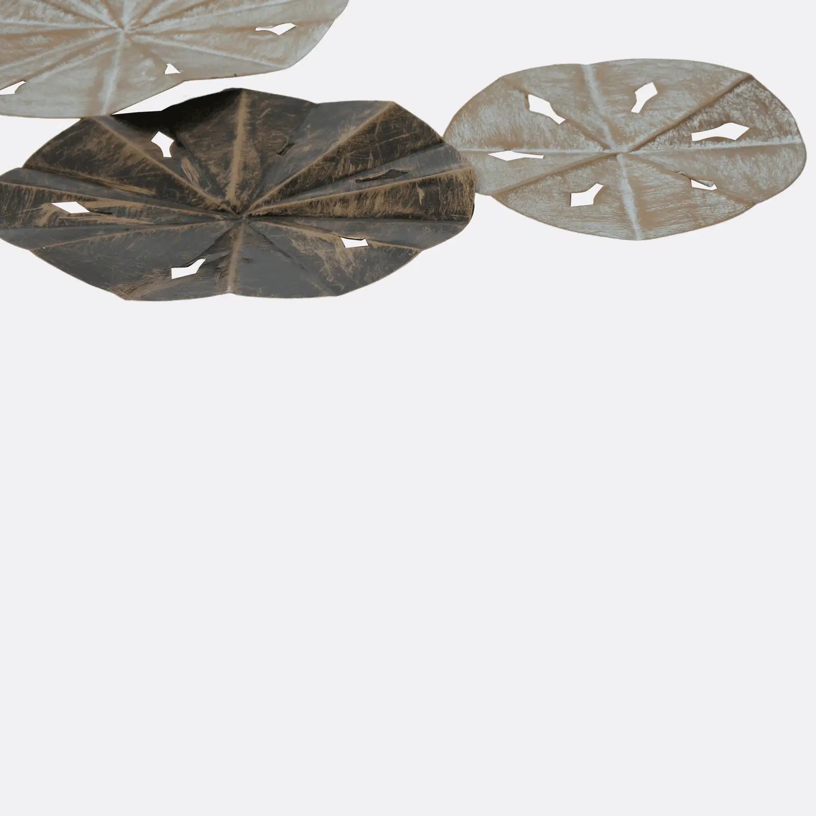 GLOBULAR METALLIC WALL HANGING - The DecFair