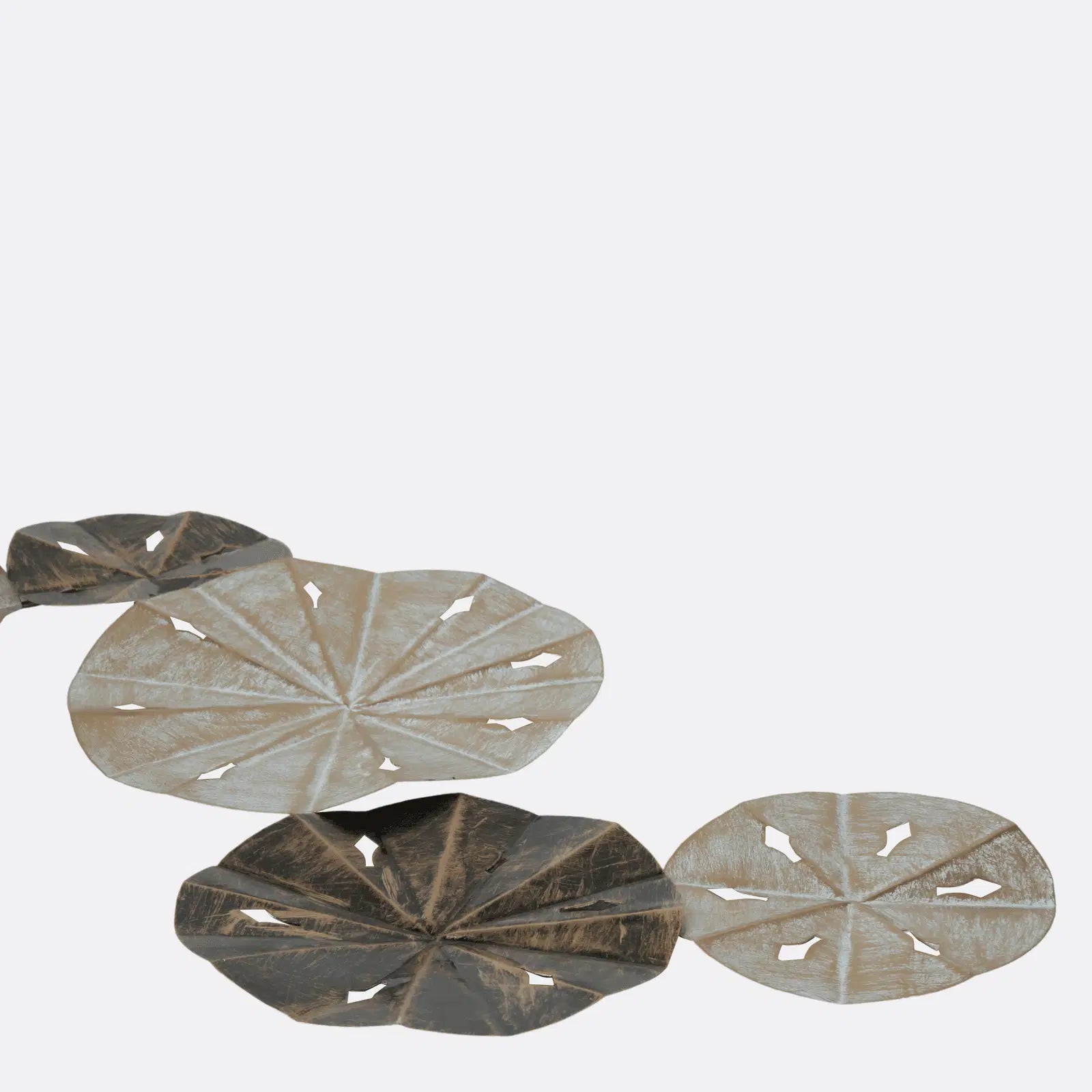 GLOBULAR METALLIC WALL HANGING - The DecFair