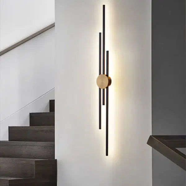 Metal wall lamp