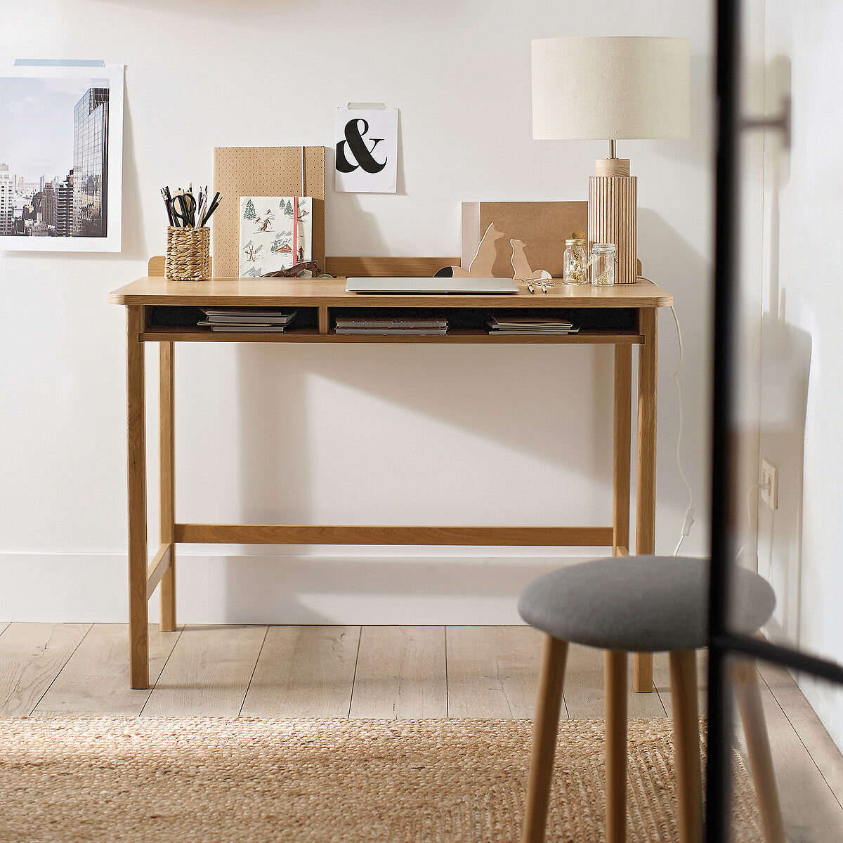 Contemporary Wooden Side Table Lamp