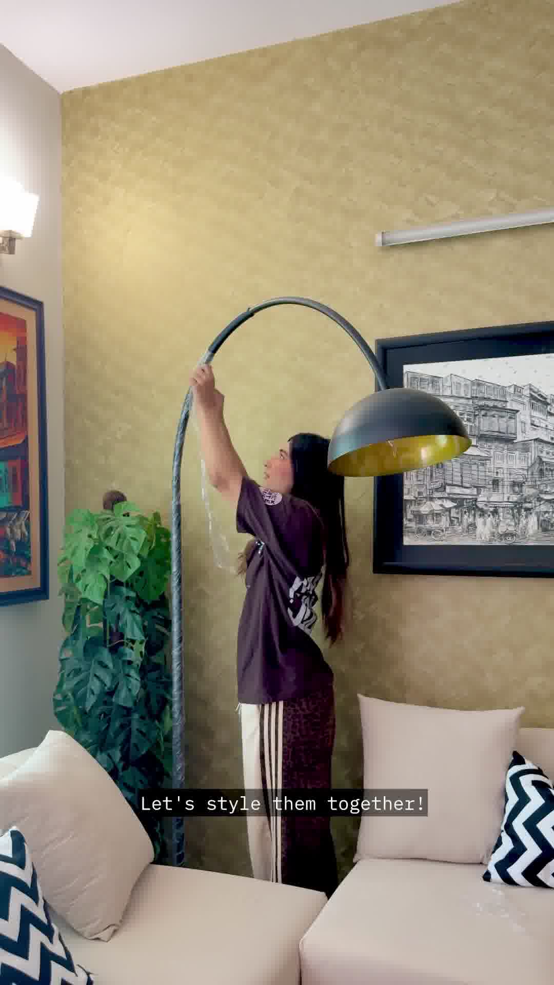 Metal Arch Lamp