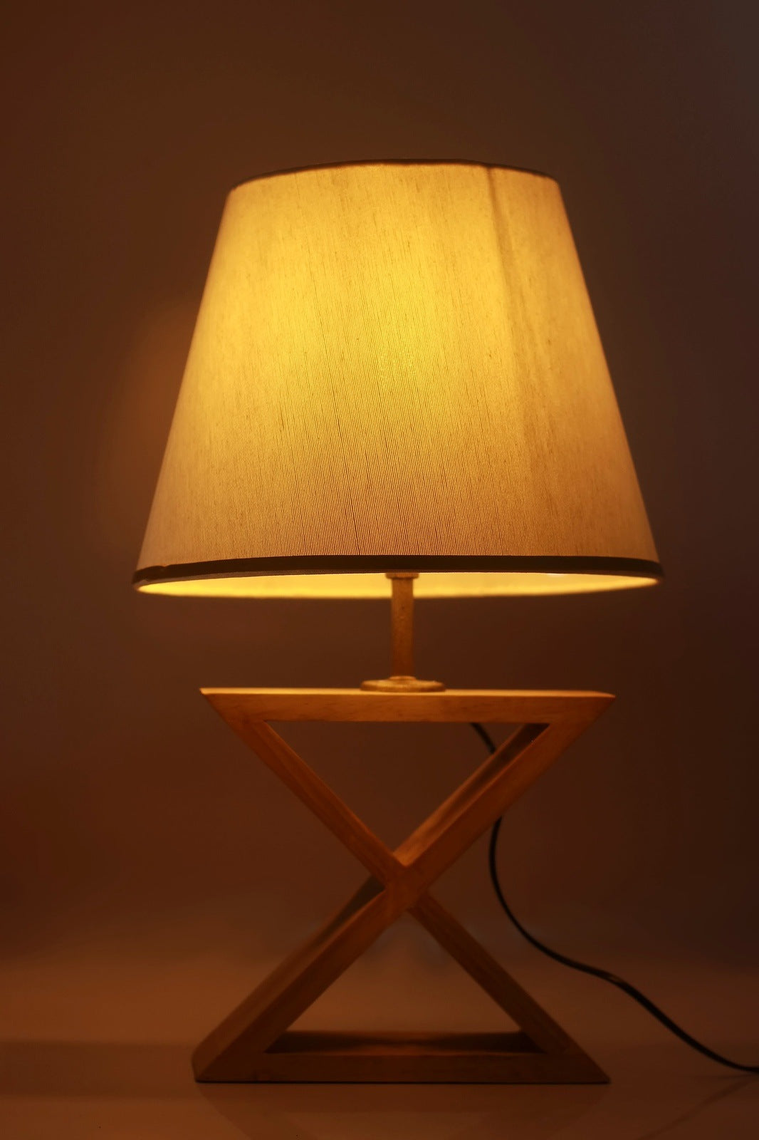 Saltire wooden Table Lamp
