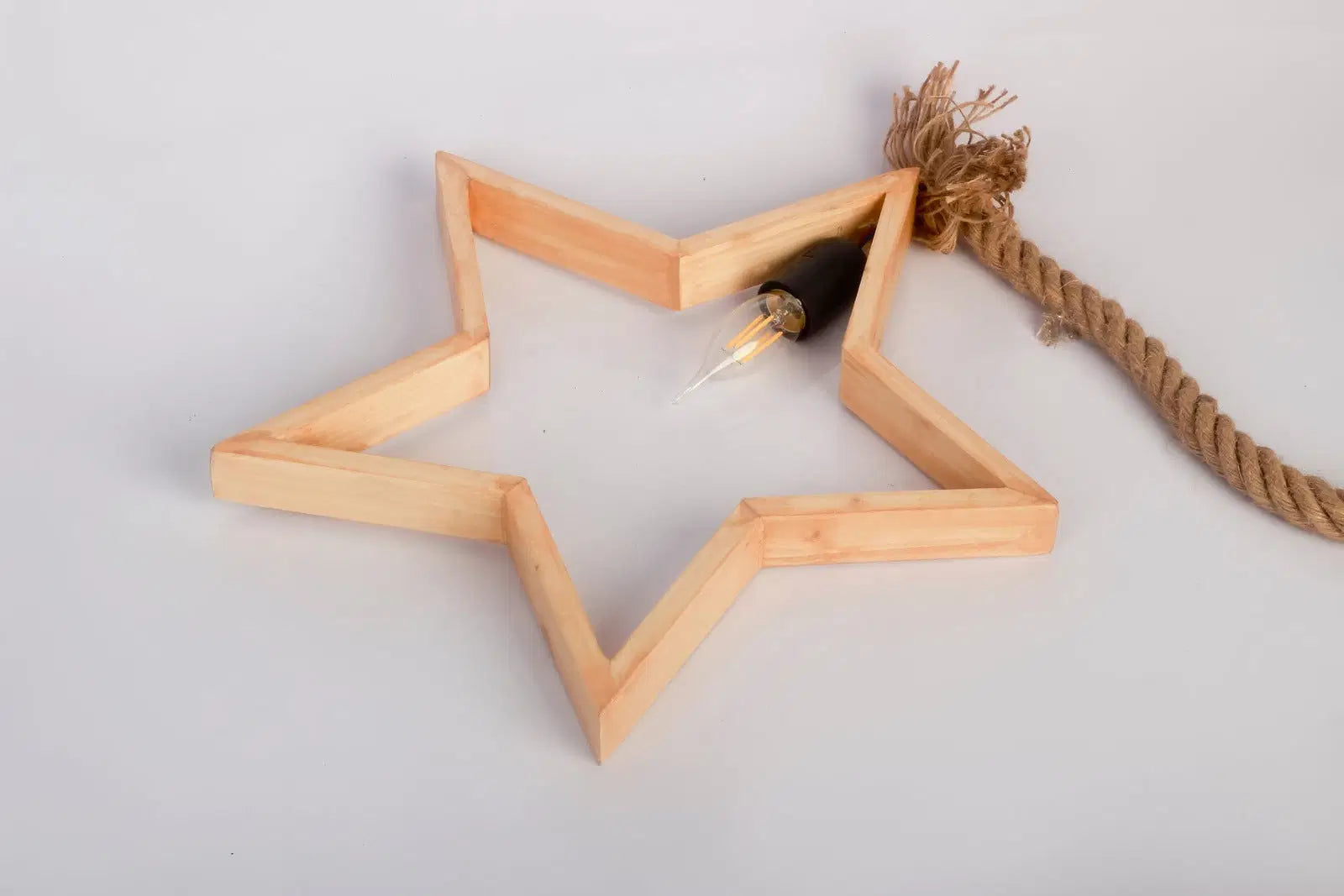 Star pendent - The DecFair