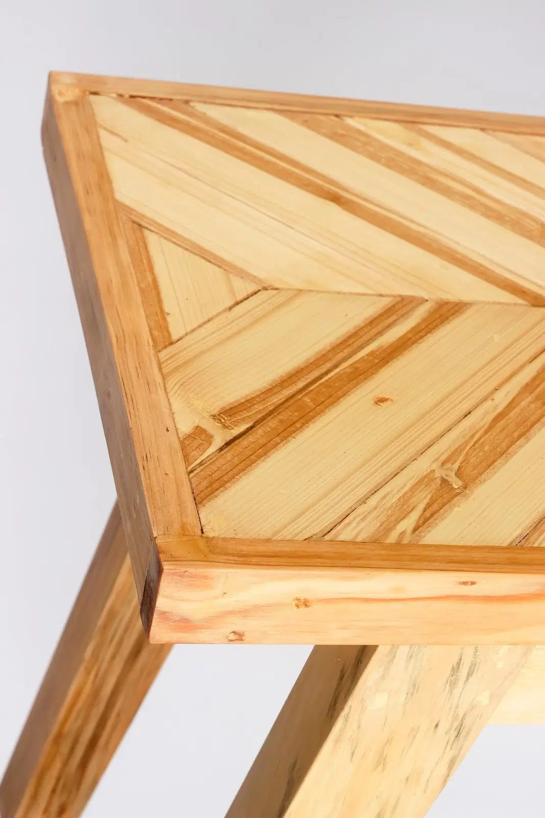 Rustic Wave bench - The DecFair