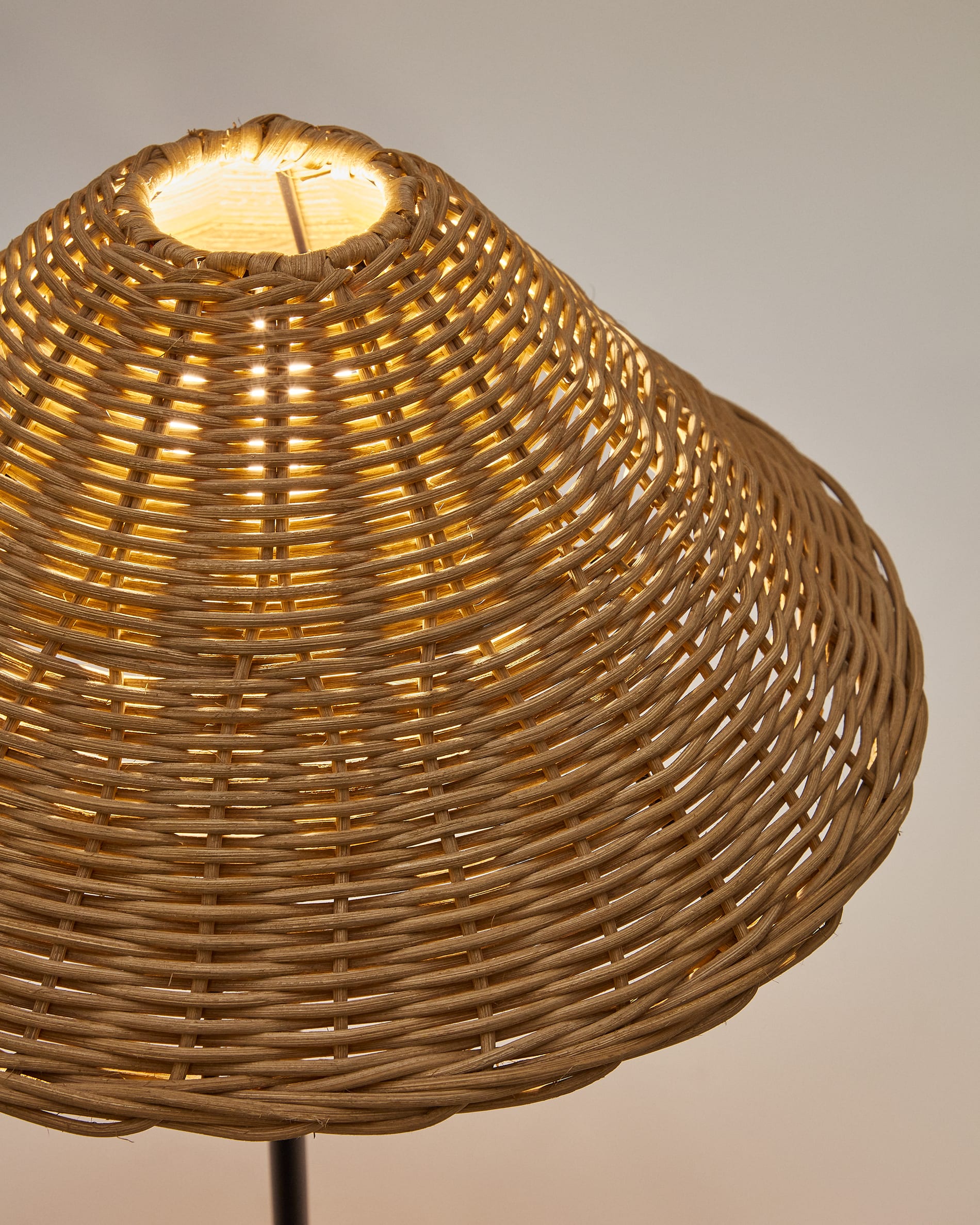 Urania table lamp