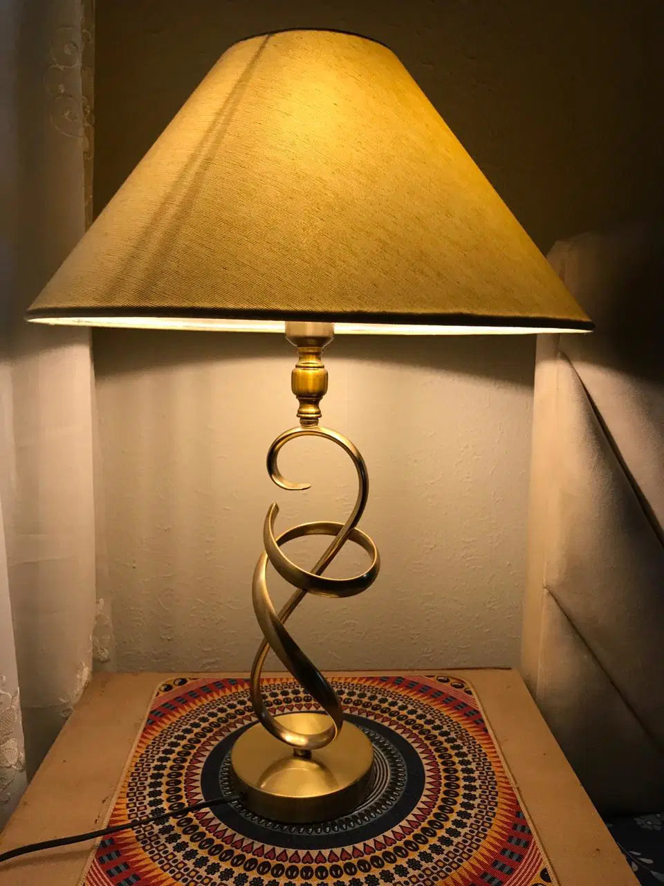 Italian side lamp 001