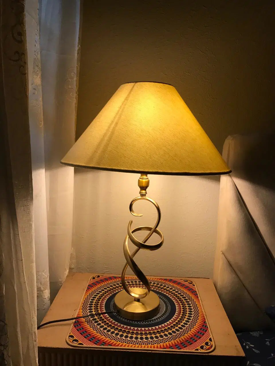 Italian side lamp 001