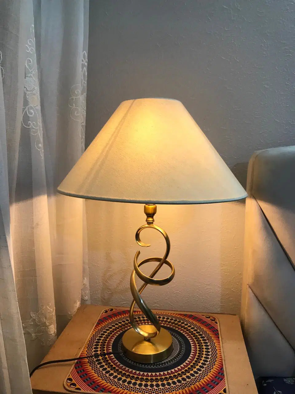 Italian side lamp 001