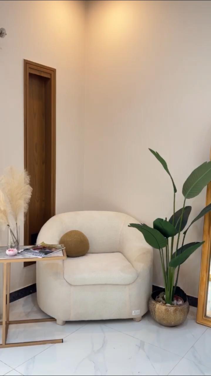 1-Boucle Sofa Seat