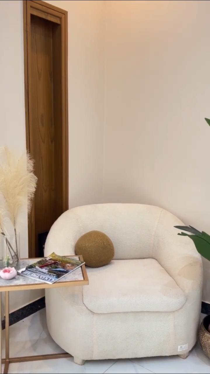 1-Boucle Sofa Seat