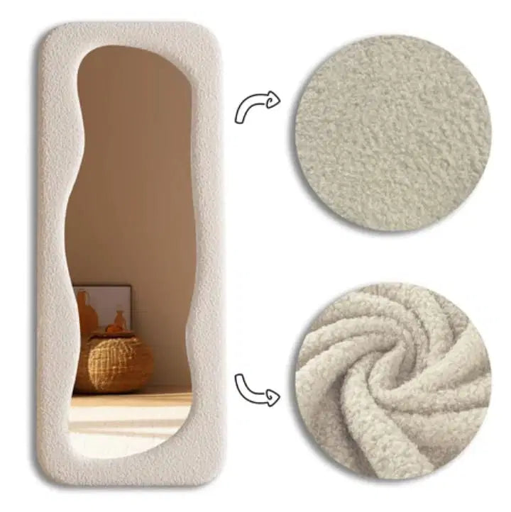Boucle Mirror