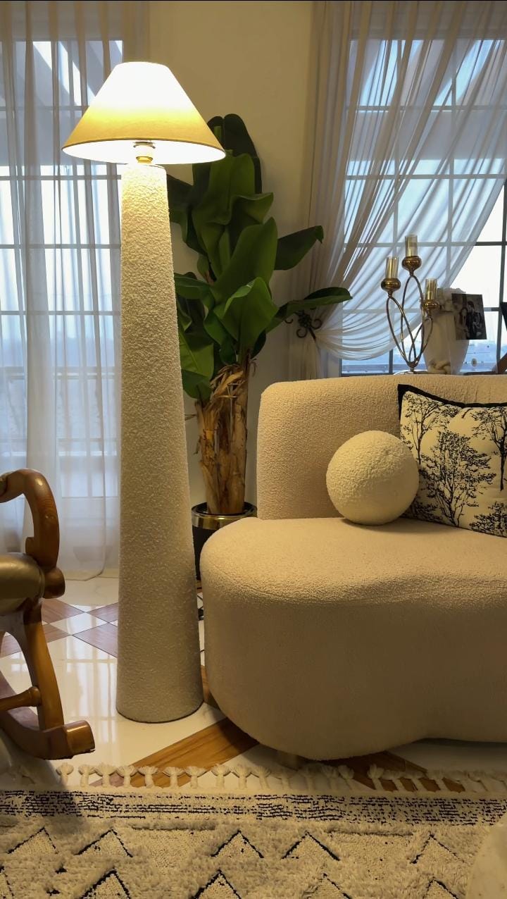 Solid Wooden Boucle Floor Lamp