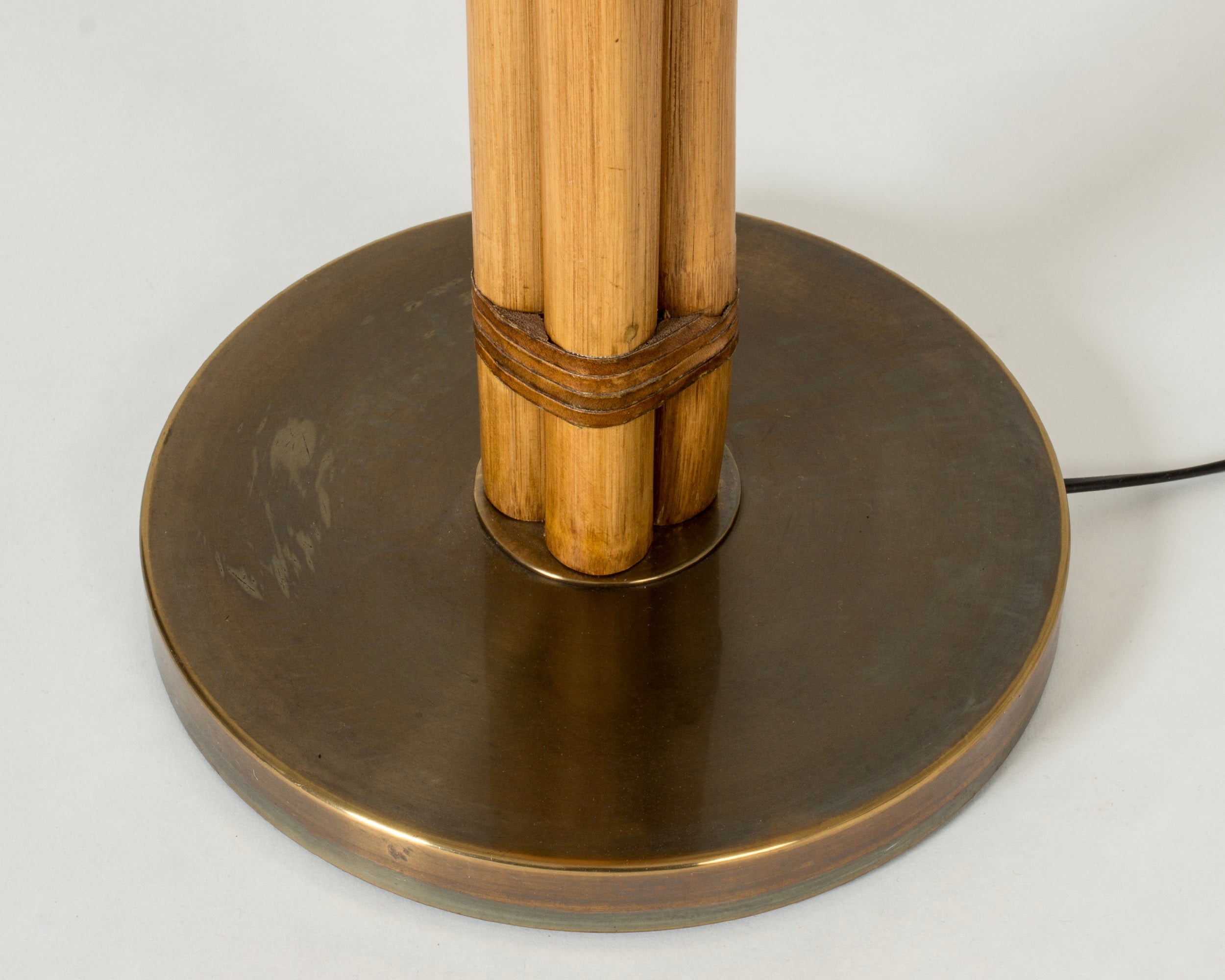 Decfair Midcentury Side Table Lamp
