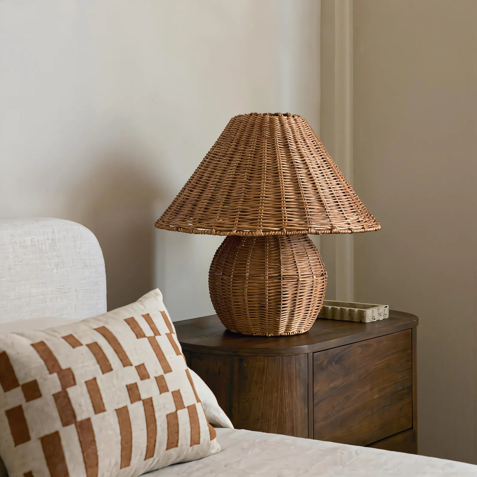 Natural Rattan Mushroom Table Lamp