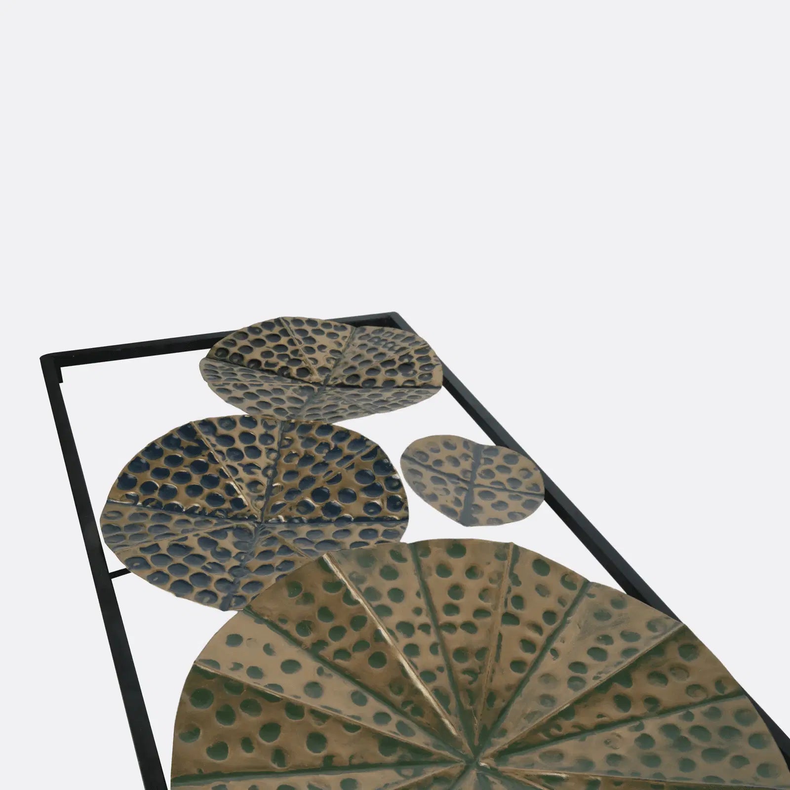 VINTAGE METALLIC WALL HANGING - The DecFair