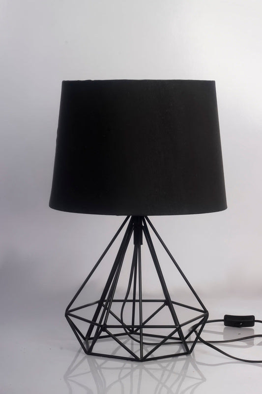 Geometric metallic side lamp - The DecFair