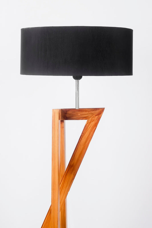 Decfair Tripod Wooden Lamp - The DecFair