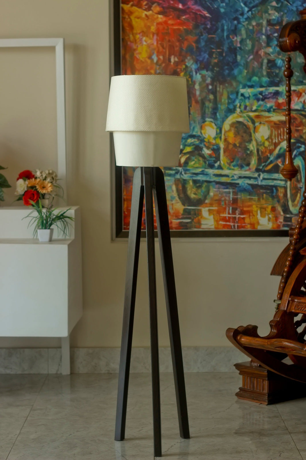 Decfair D conic Tripod lamp Black